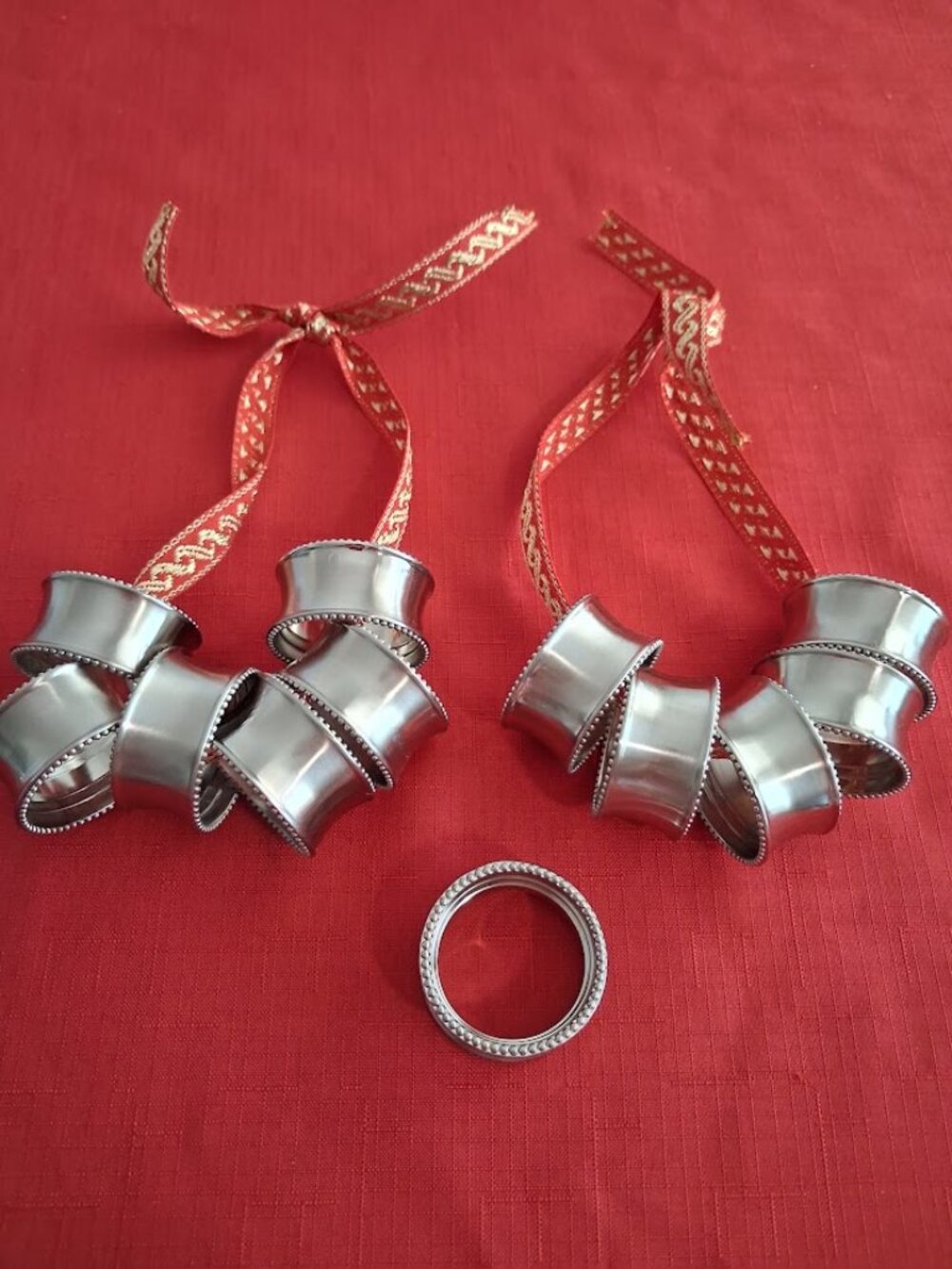 Set of 12 Silver Tone Napkin Rings